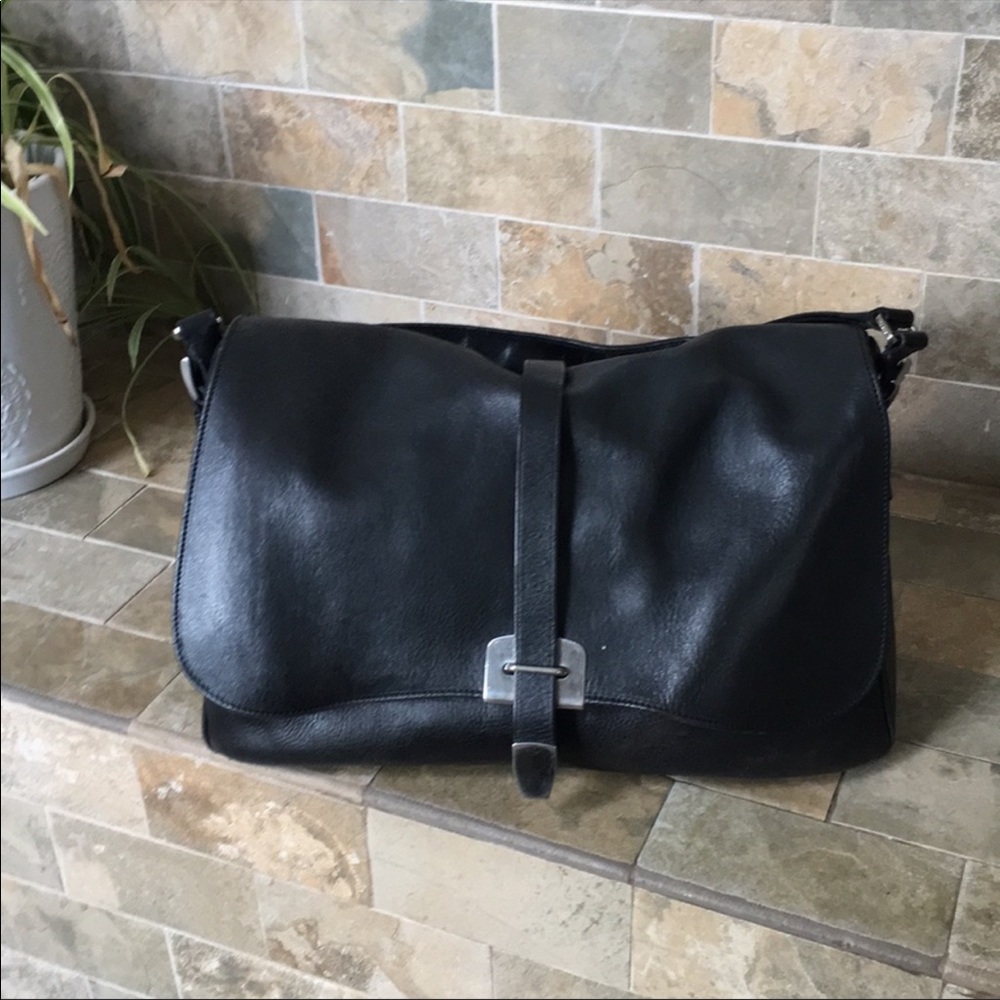 Vintage Prada saddle messenger bag